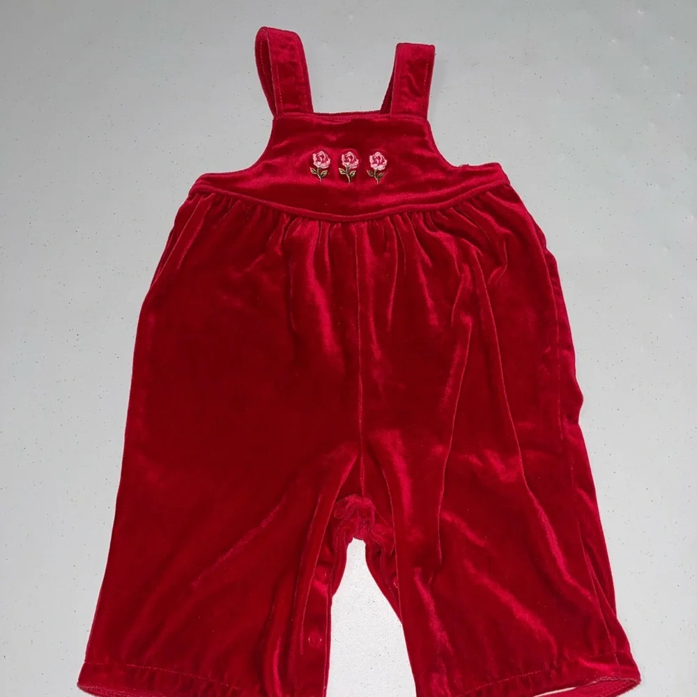 The Children’s Place Velvet Onesie Romper